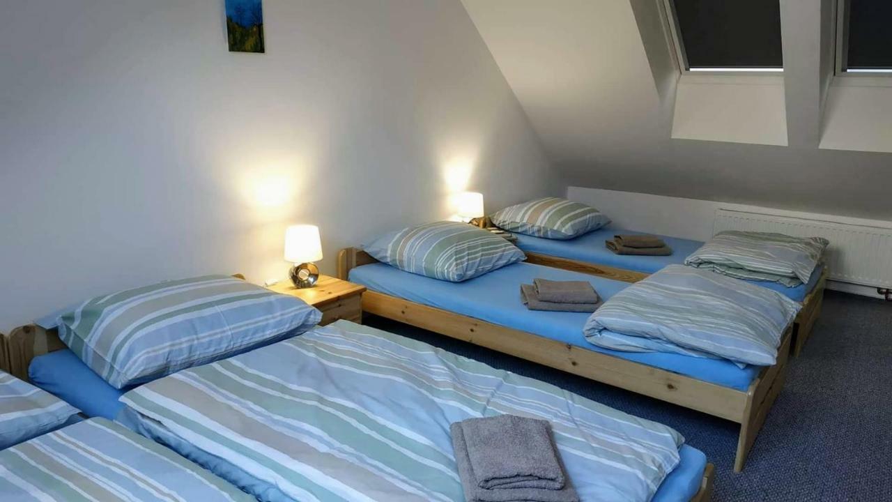 Bila Hora Stramberk Apartment ภายนอก รูปภาพ